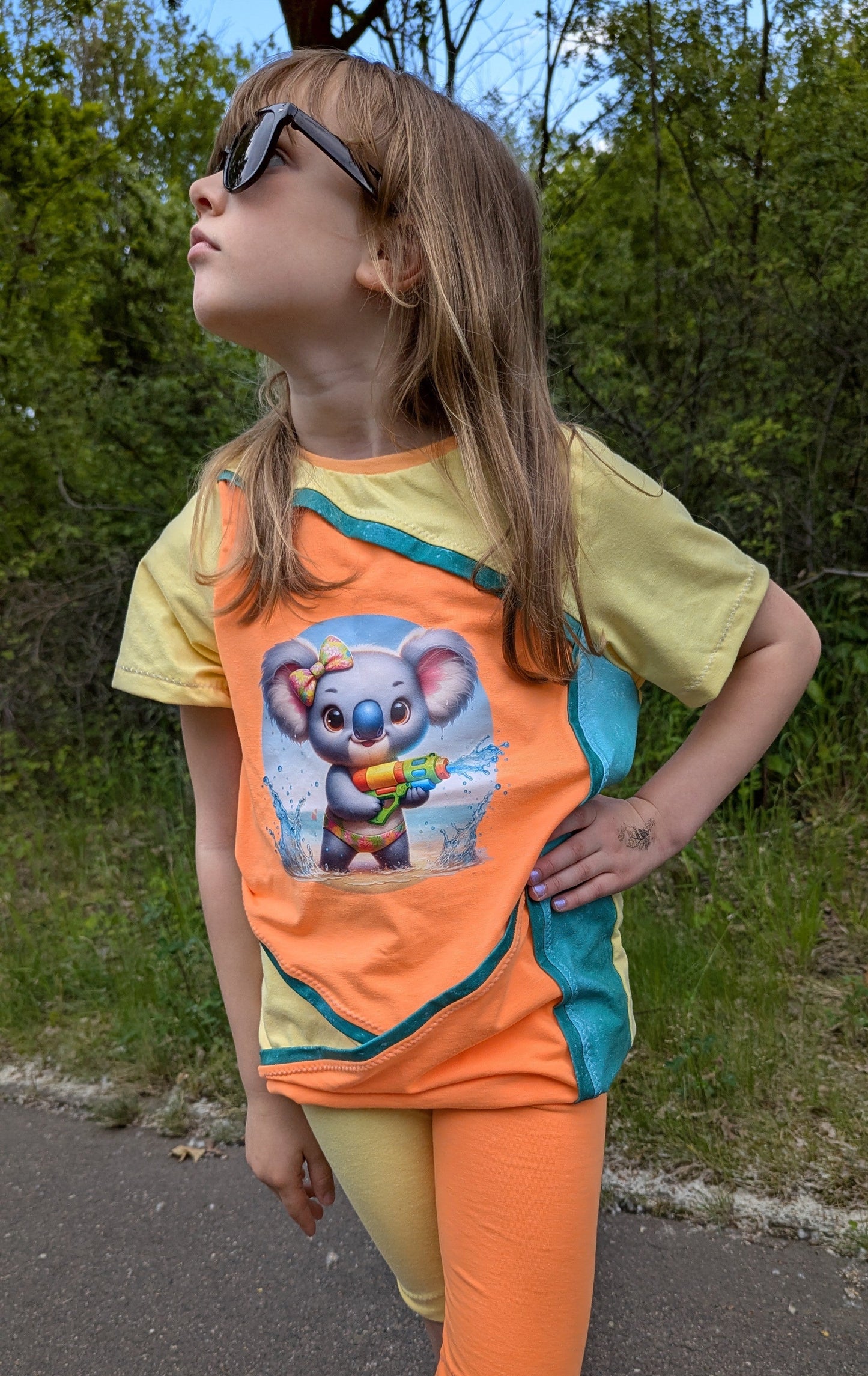 Bügelbild Koala Mädchen mit Wasserspritzpistole #1 Fylou's Style