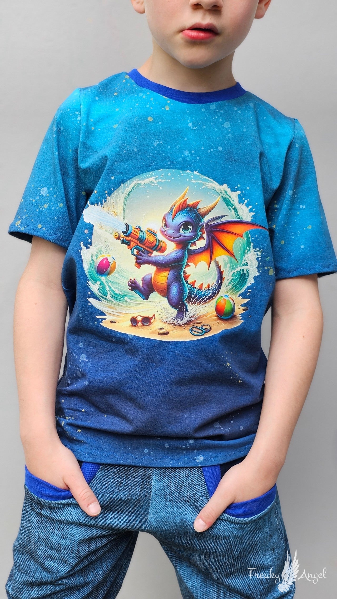 Bügelbild kleiner Drache mit Wasserspritzpistole #2 Fylou's Style