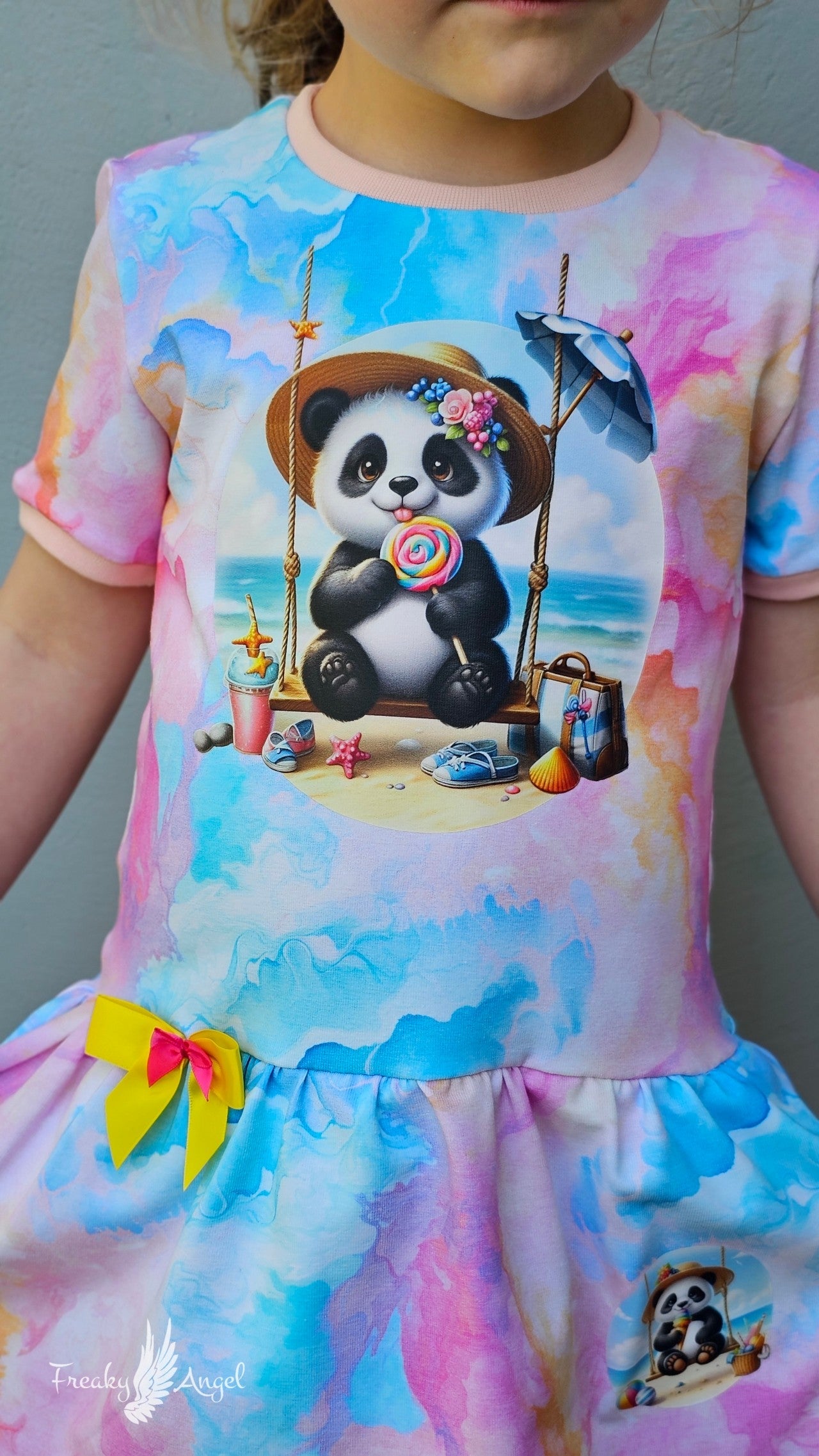 Bügelbild Panda auf Schaukel am Strand #2 Fylou's Style
