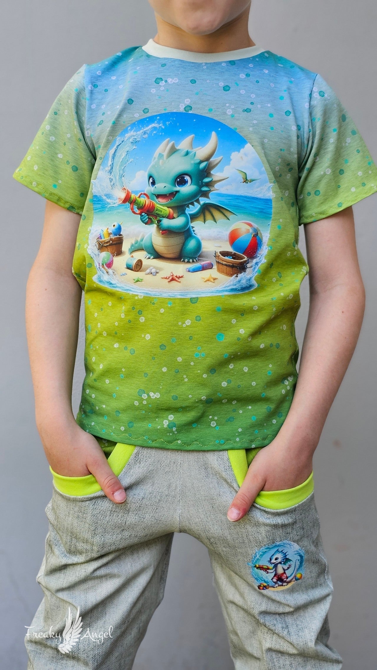 Bügelbild kleiner Drache mit Wasserspritzpistole #4 Fylou's Style