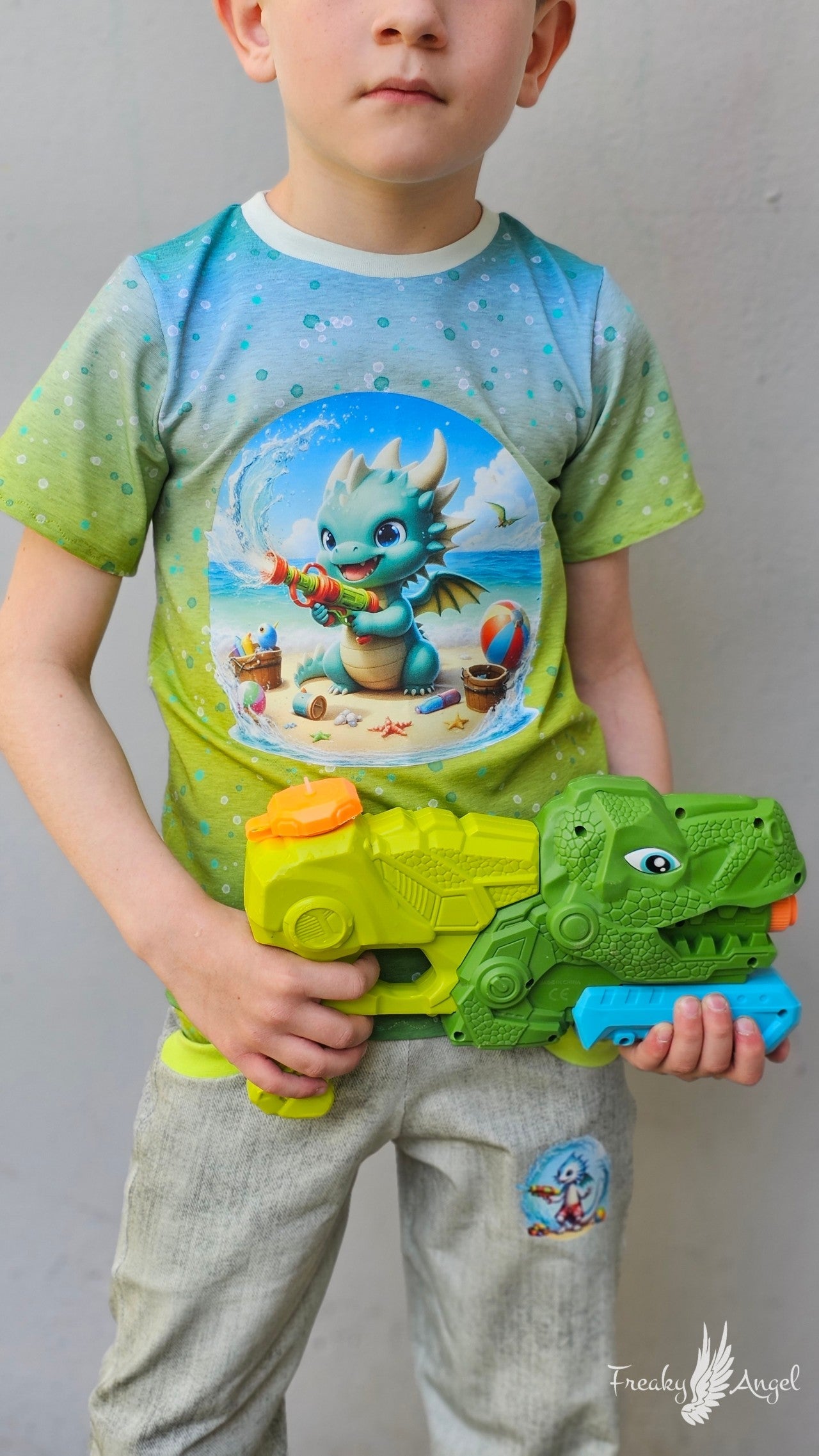 Bügelbild kleiner Drache mit Wasserspritzpistole #4 Fylou's Style