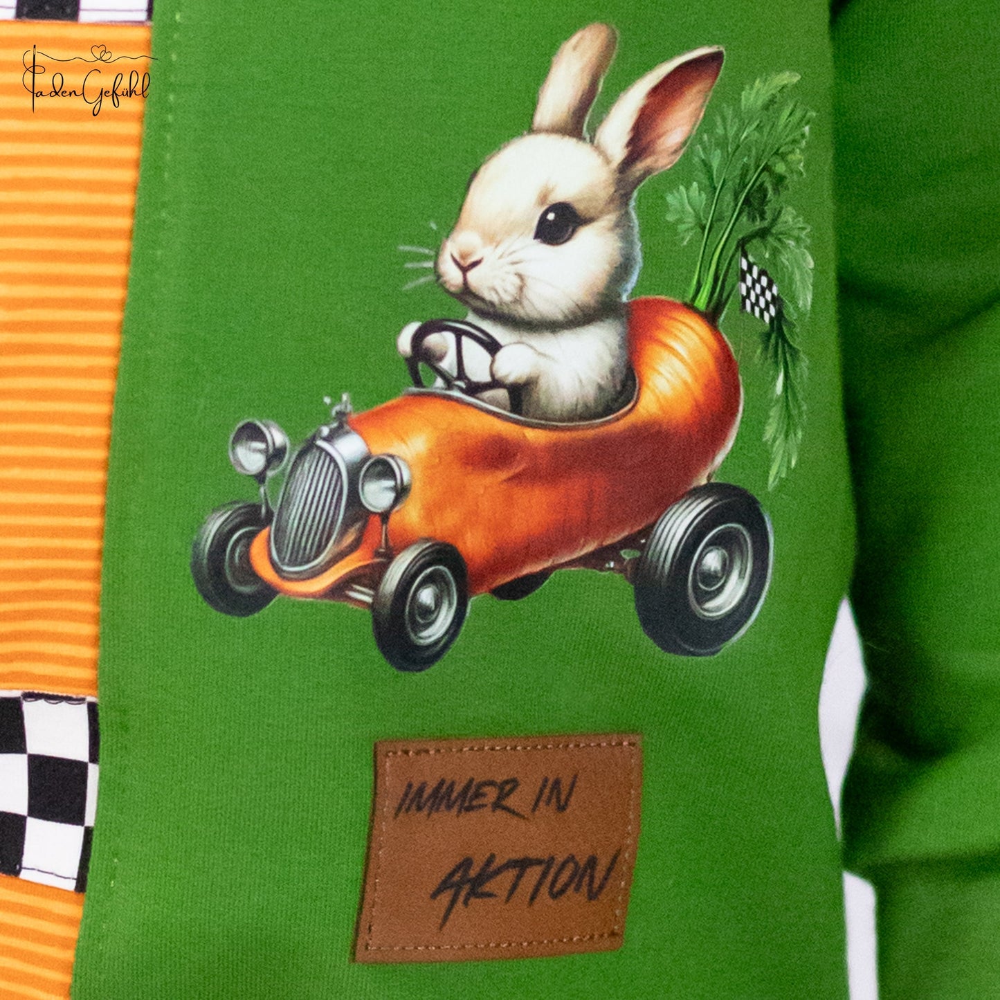 Bügelbild Hase in Karottenauto Fylou's Style