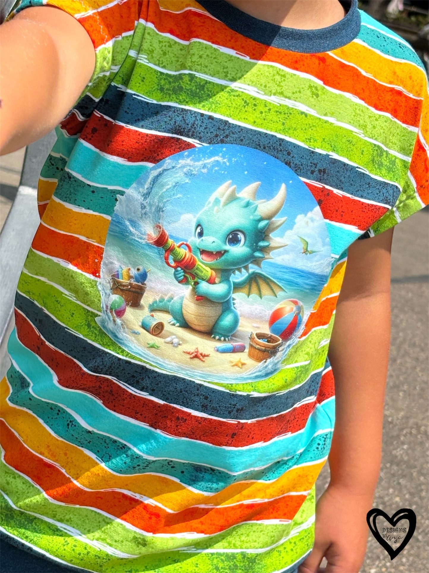 Bügelbild kleiner Drache mit Wasserspritzpistole #4 Fylou's Style