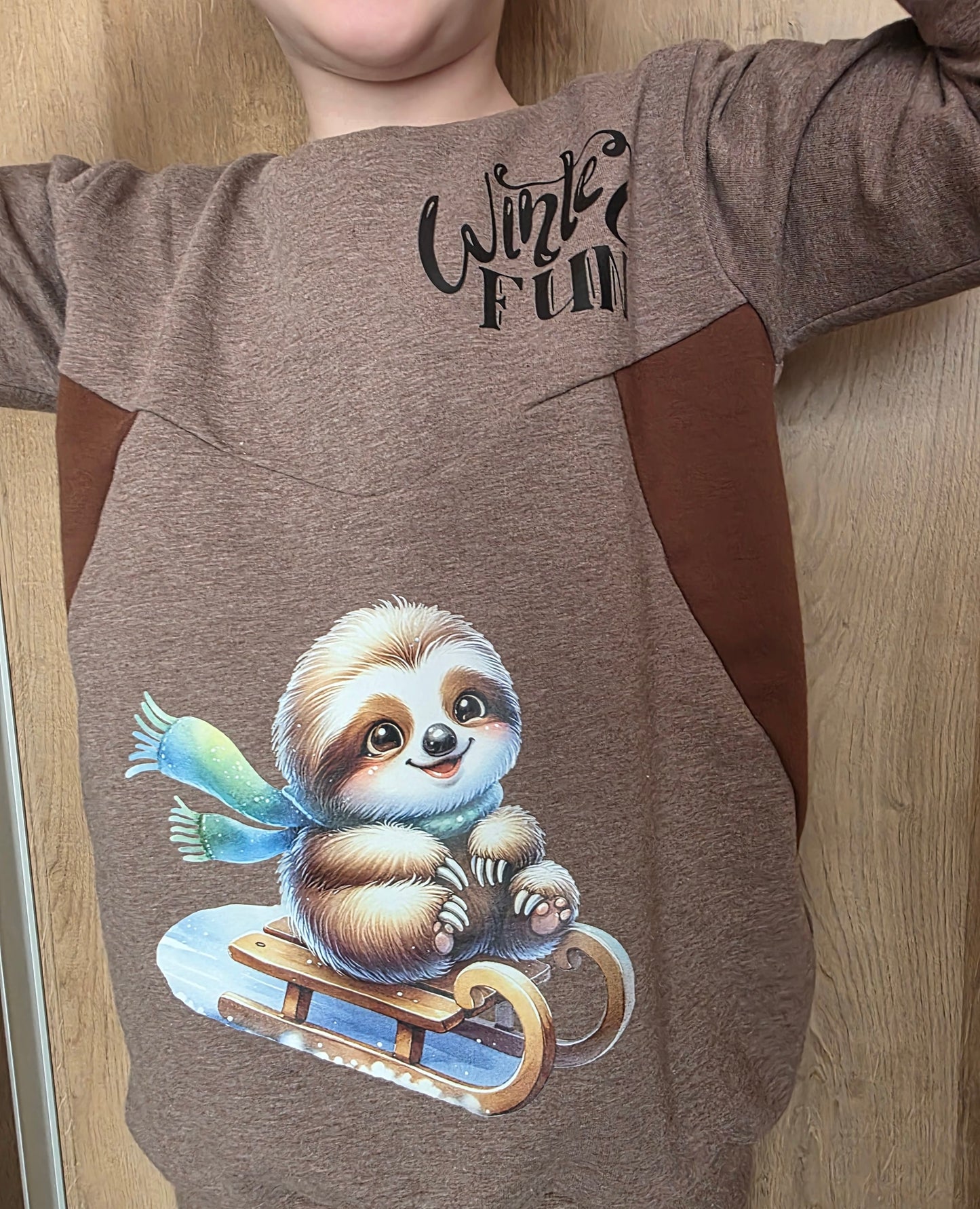 Iron-on image of a fox doing sports in winter