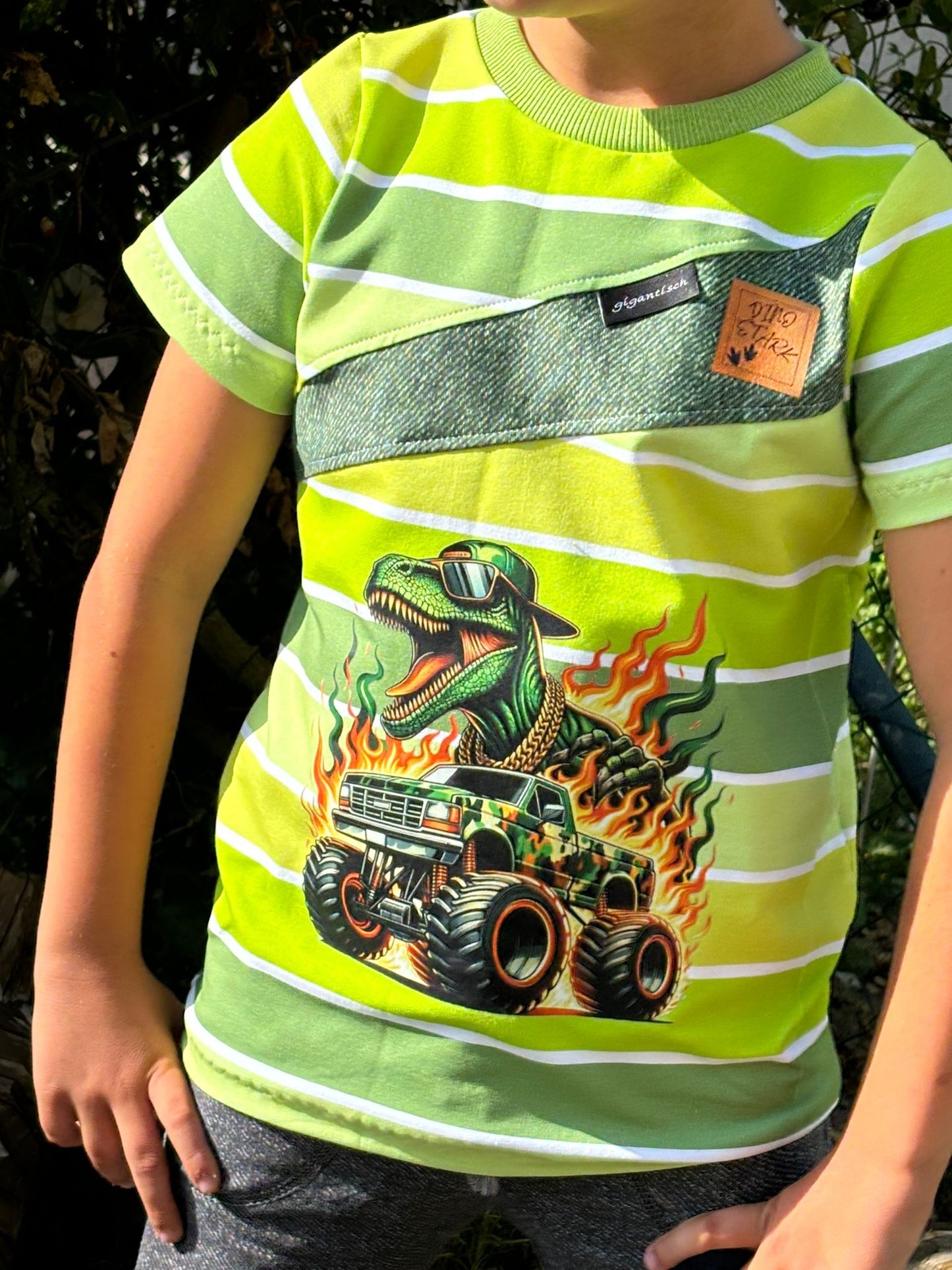 Bügelbild  Dino Monstertruck #14