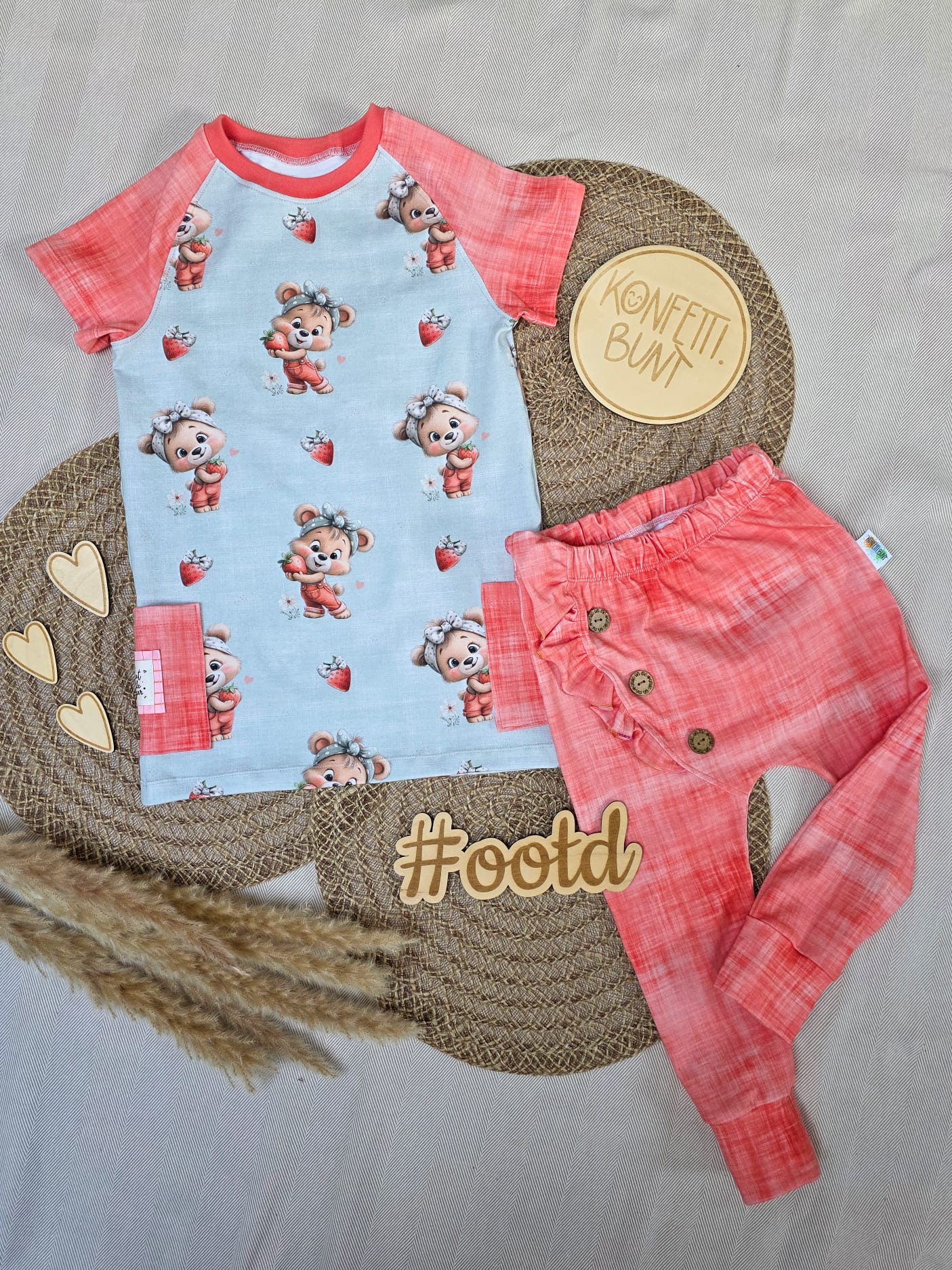 Ripp-Jersey Erdbeer Bärchen