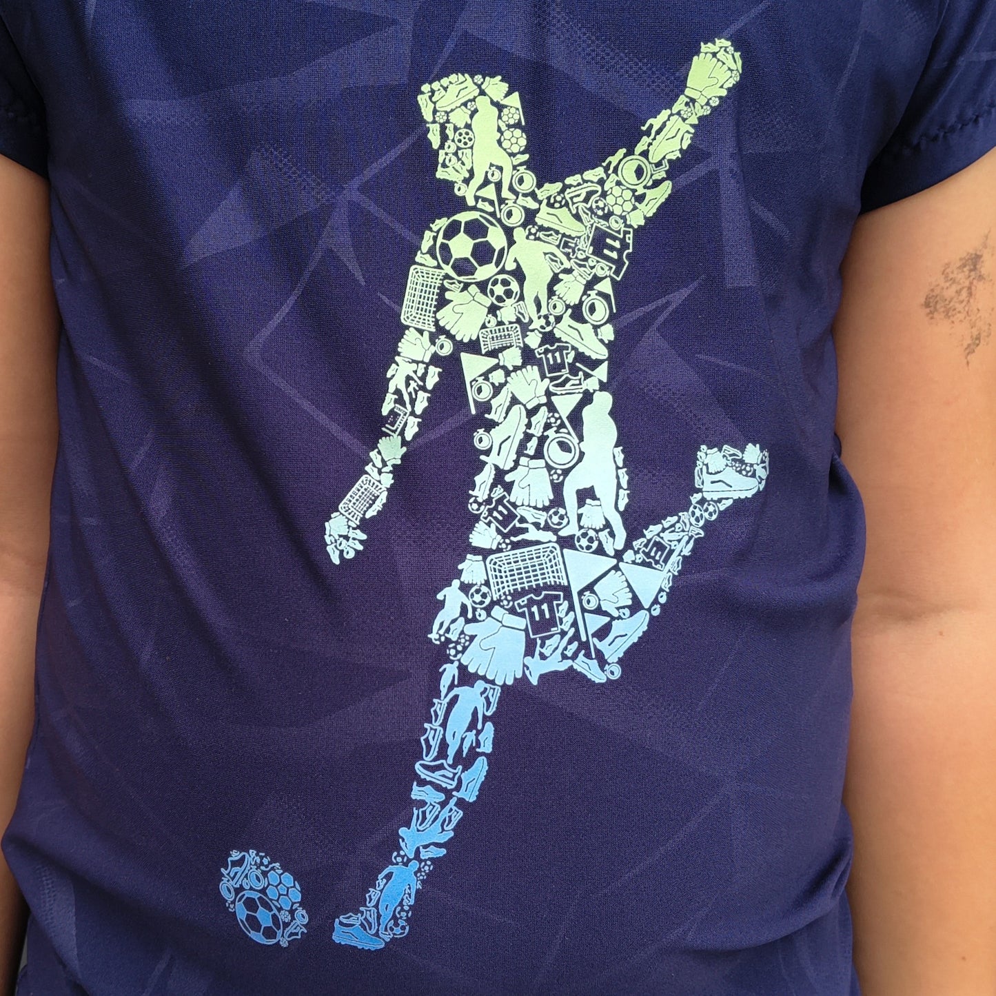 Bügelbild Soccer Boy Kid play