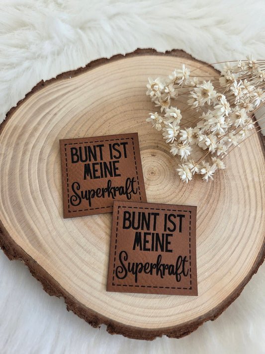 Kunstleder Label Bunt ist meine Superkraft