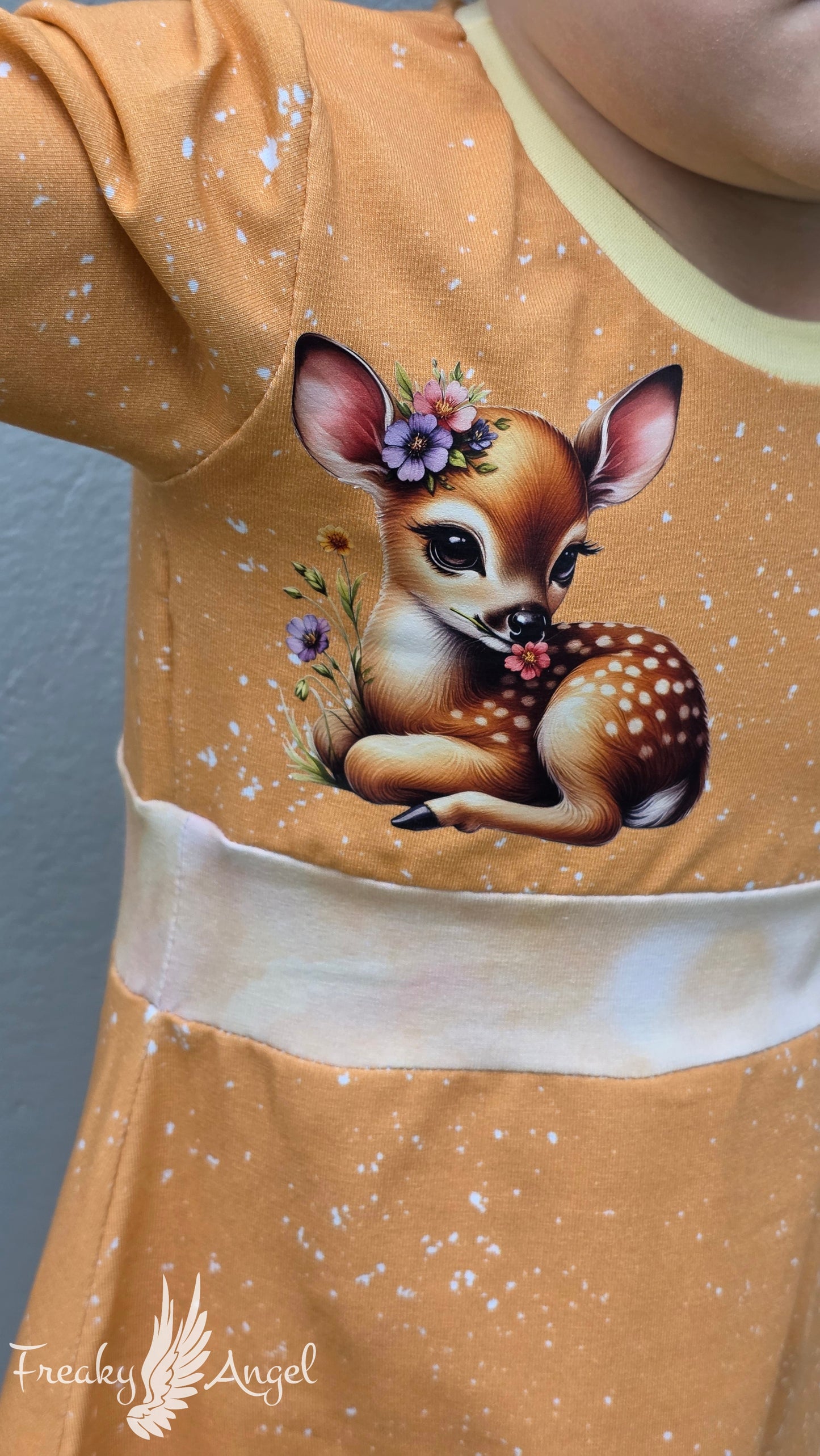 Bügelbild süßes Reh mit Blumen