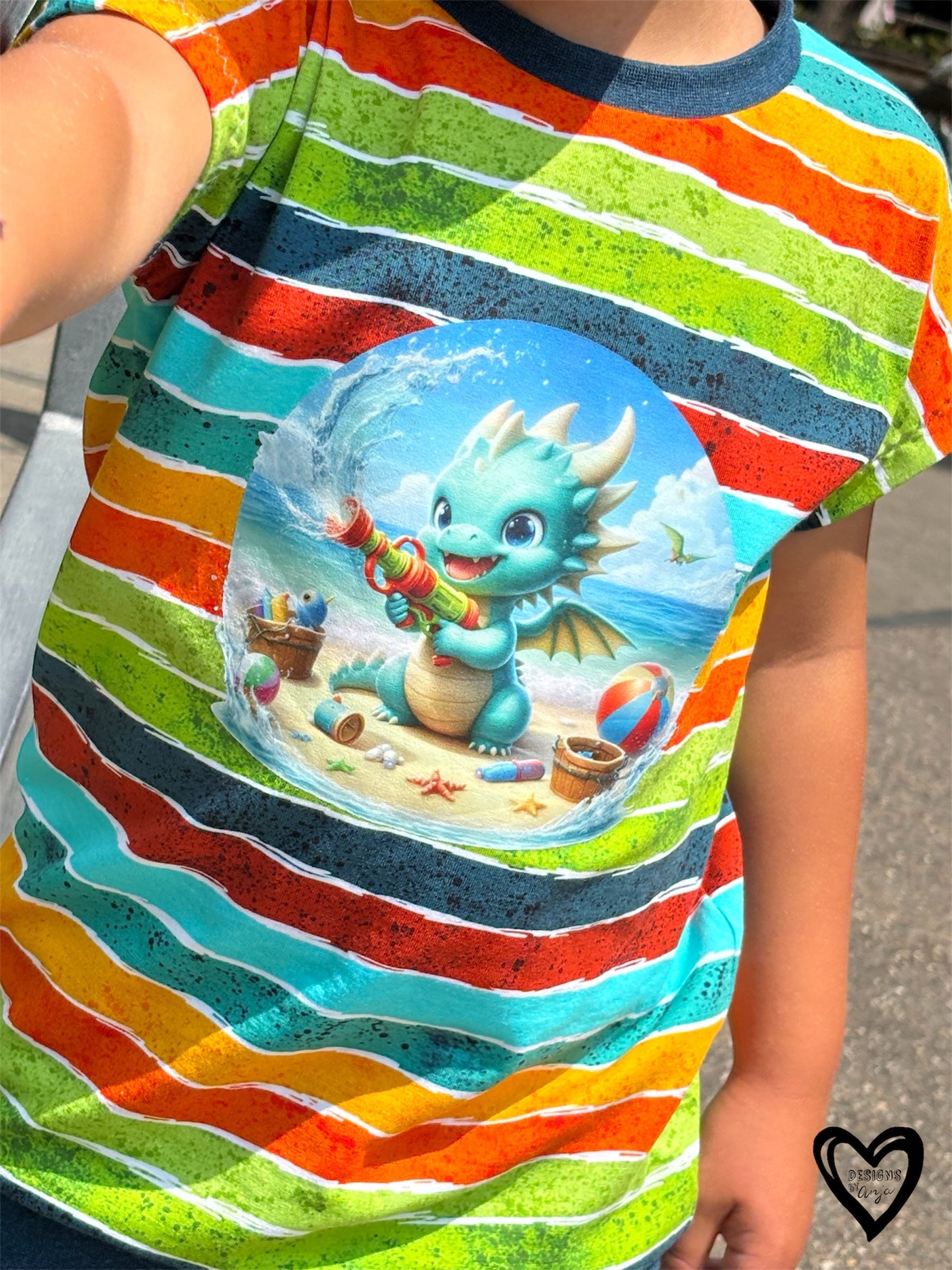 Bügelbild kleiner Drache mit Wasserspritzpistole #4 Fylou's Style